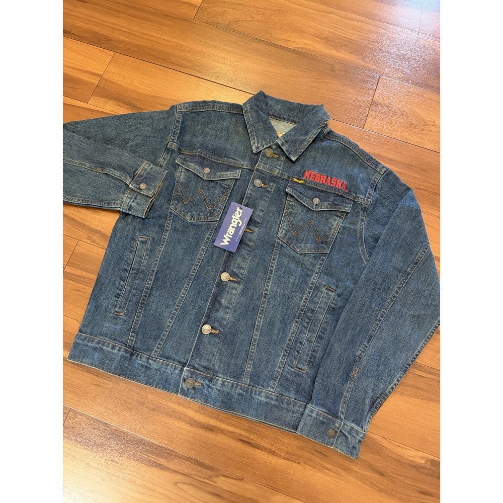 Wrangler x Colosseum Nebraska Huskers Denim Jacket Trucker Jean Mens Size Medium